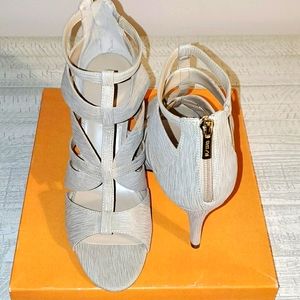 Women's Very Sexy Gold Pumps